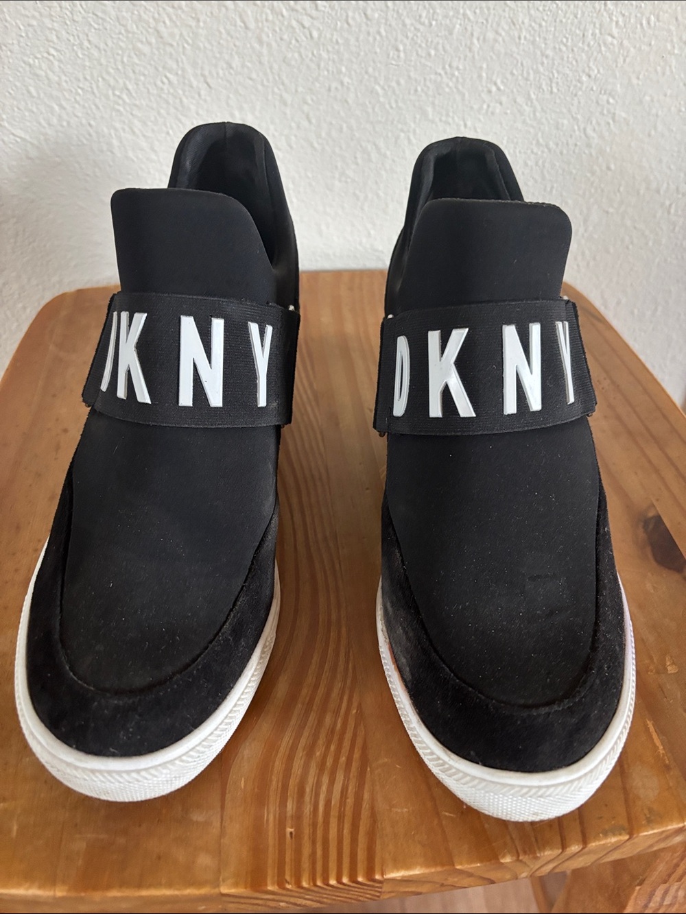 DKNY Black Slip-On Loafers with White Logo Strap